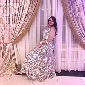 Grey lengha
